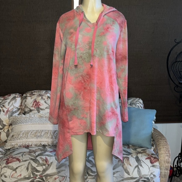 LOGO Lounge by Lori Goldstein - Tie-Dye VNeck Hoodie Hi-Low Hem - Pink - Picture 3 of 11